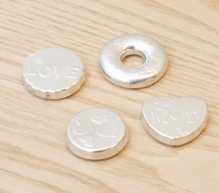 鋳物製作記念品